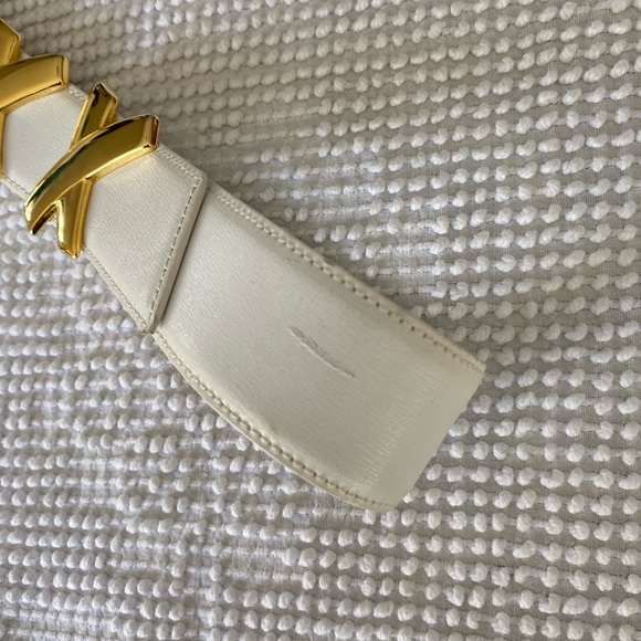 Vintage White Gold Detail Leather Belt - Picture 4 of 9